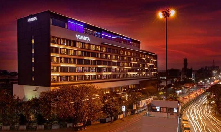 Vivanta Hotel Kolkata – 5 Star